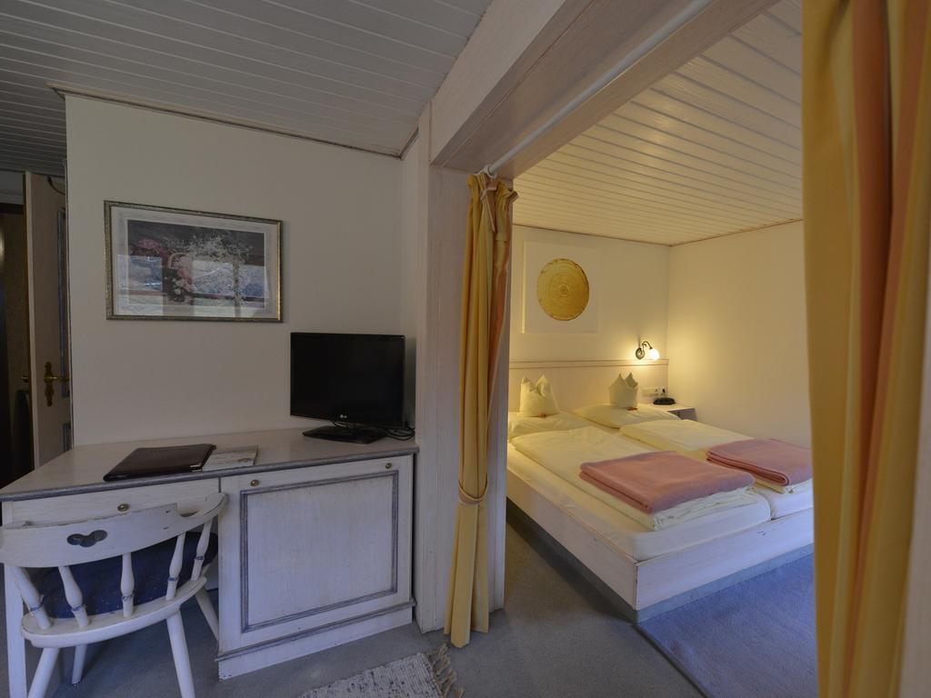 Hotel Landhaus Kennerknecht Kur Und Ferien Oberstaufen Zimmer foto